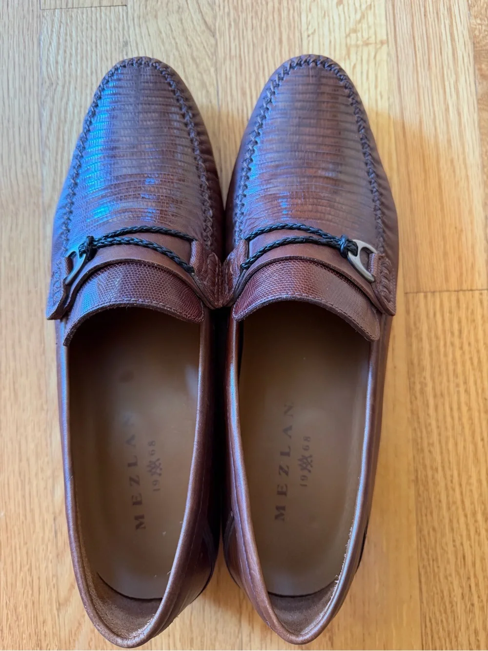 Mezlan Men's Brown Textured Leather Slip-On Loafers with Braided Accent
